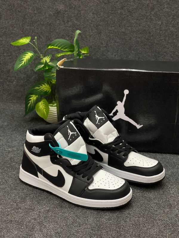 AJ1 High PANDA (A Grade)